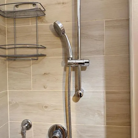 Hostdomus - Le Meridienne Apartamento Sestriere