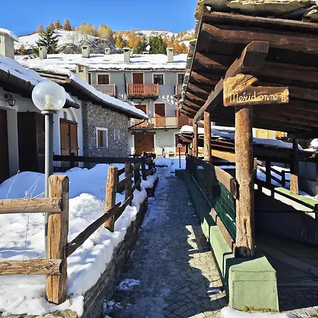 Hostdomus - Le Meridienne Apartment Sestriere