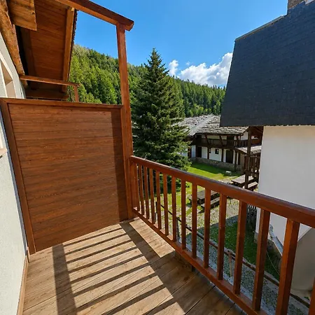 Hostdomus - Le Meridienne Apartmán Sestriere